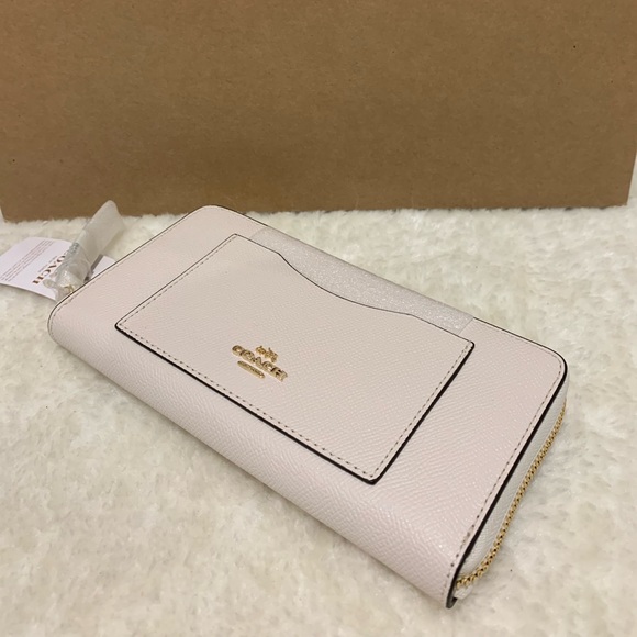 Crossgrain Leather Accordion Zip Wallet - Picture 5 of 5